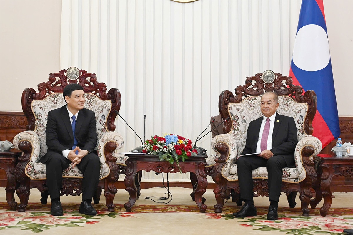 Hội Hữu nghị Việt Nam - Lào thăm, làm việc tại Lào -3