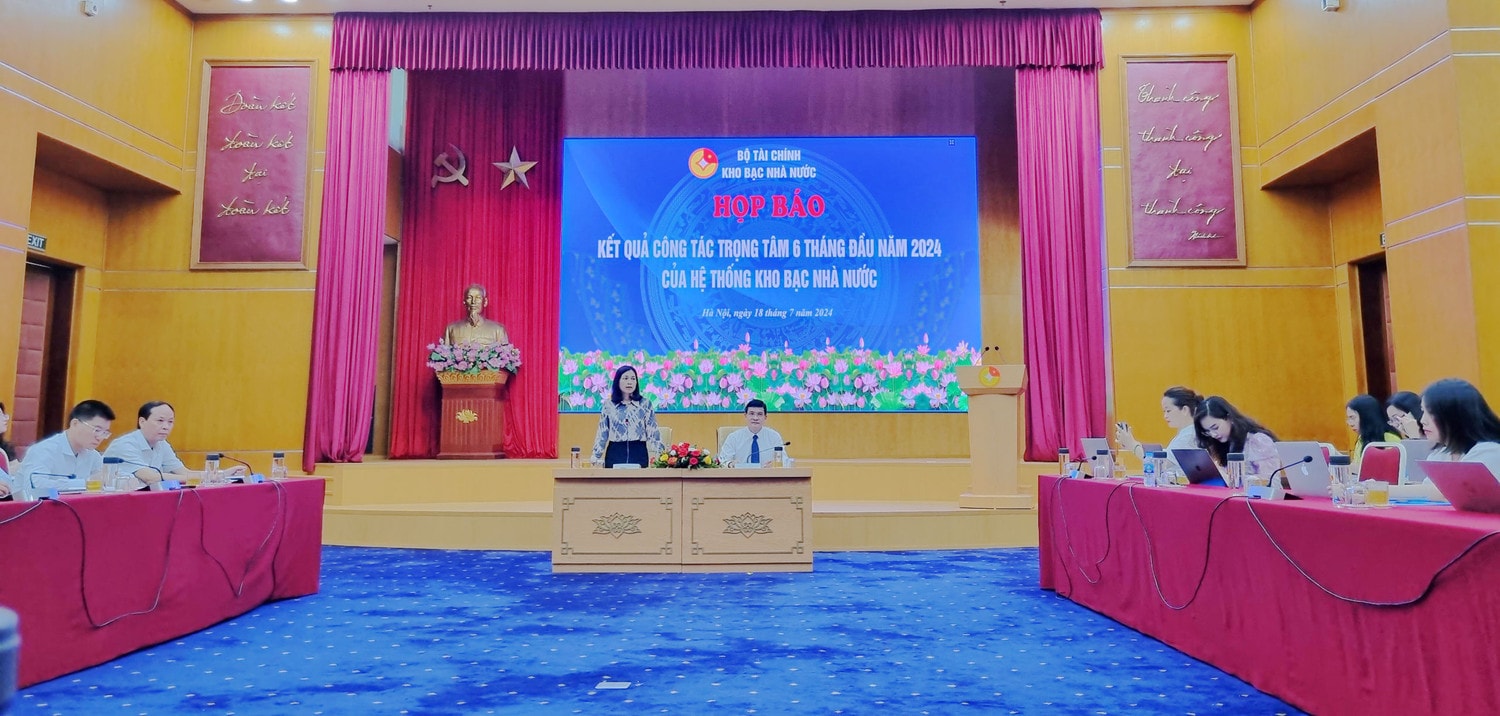 Khẩn trương gỡ vướng mắc về giải phóng mặt bằng, nguyên vật liệu -0