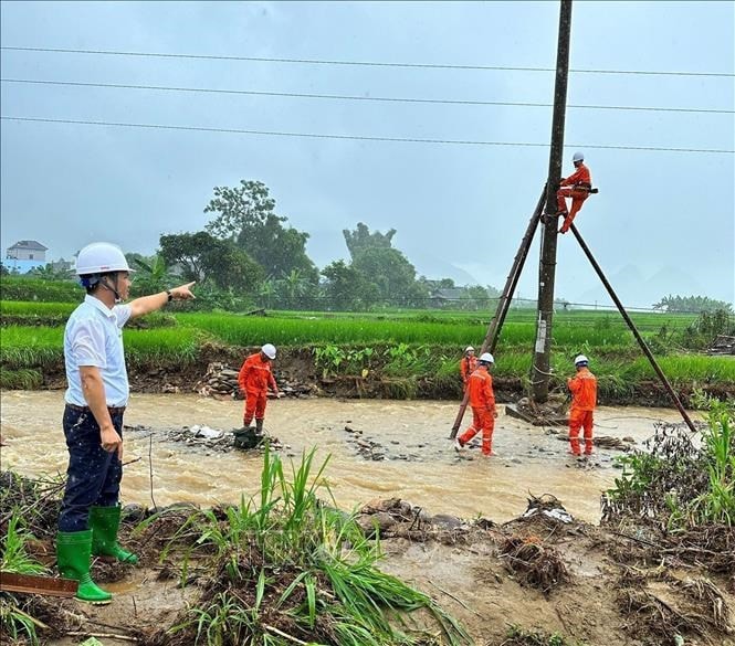Công điện 4065 của EVN về chủ động ứng phó áp thấp nhiệt đới và mưa lớn -0