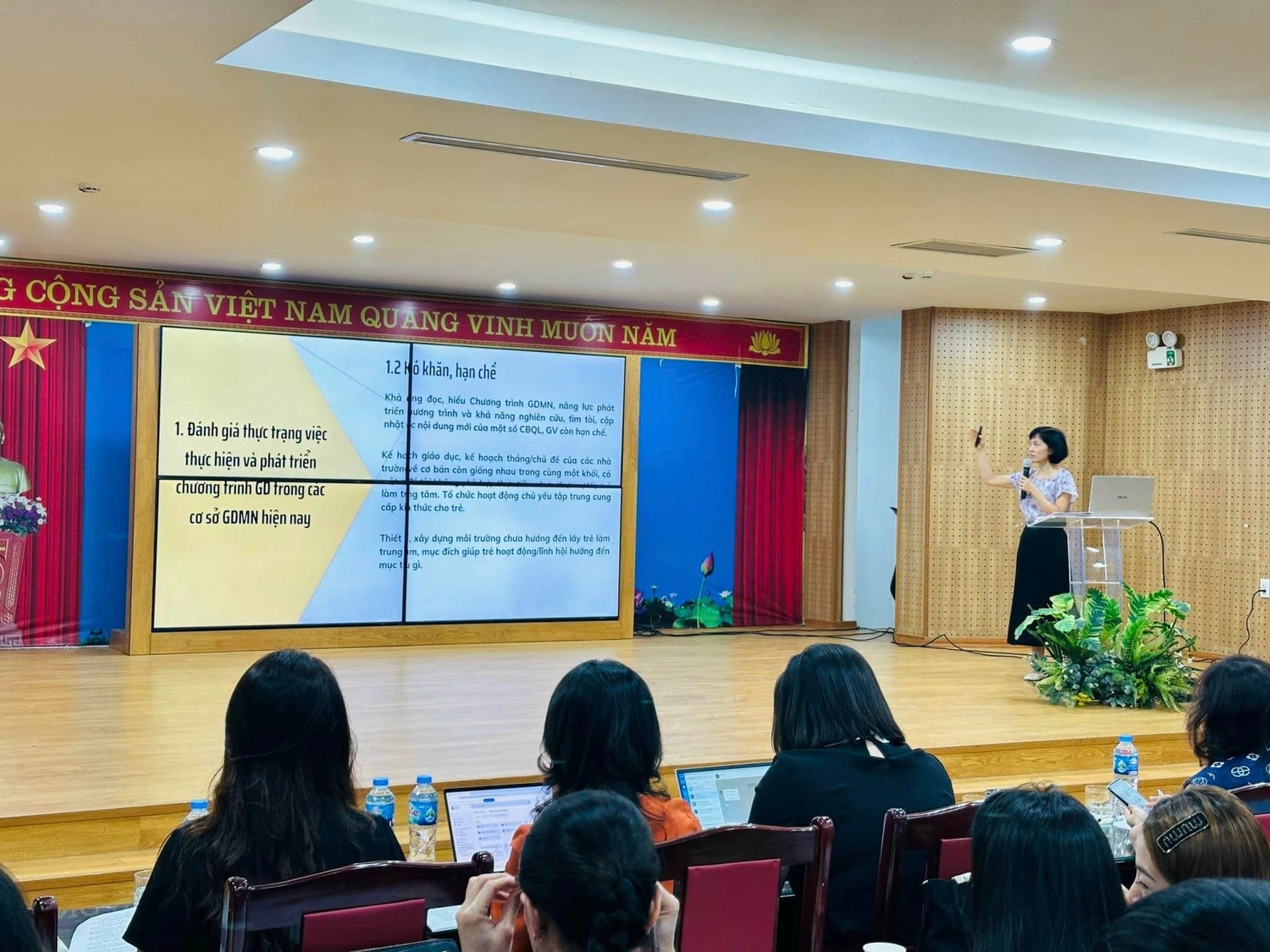  Cần bổ sung cơ chế tài chính cho công tác đào tạo, bồi dưỡng giáo viên -0