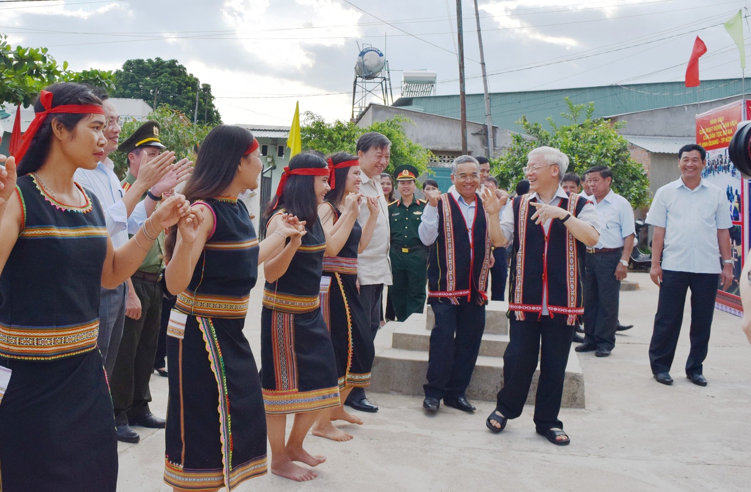 Tổng Bí thư Nguyễn Phú Trọng thăm và làm việc tại Kon tum -0