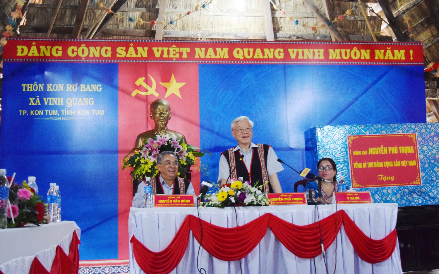 Tổng Bí thư Nguyễn Phú Trọng thăm và làm việc tại Kon tum -0