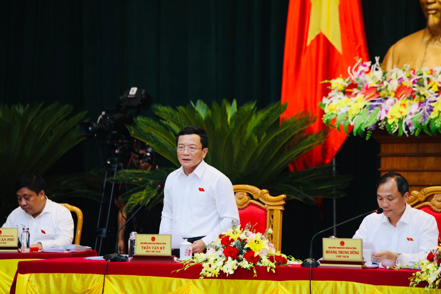     Đối diện để giải quyết chứ không né tránh! -0