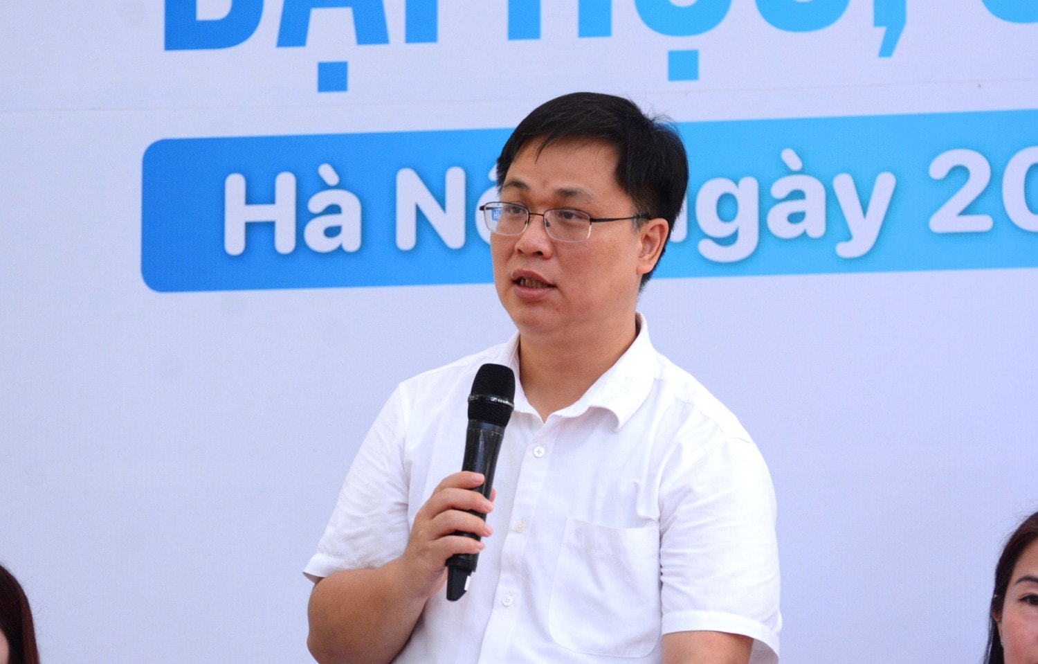 ĐH Quốc gia Hà Nội sắp ban hành cấu phần thi ngoại ngữ bài thi đánh giá năng lực năm 2025 -0