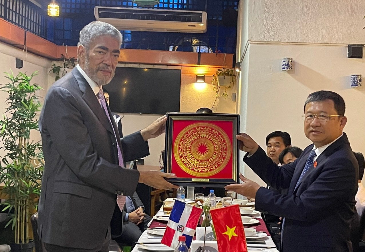 Đoàn Ủy ban Đối ngoại thăm làm việc tại Cộng hoà Dominicana -0