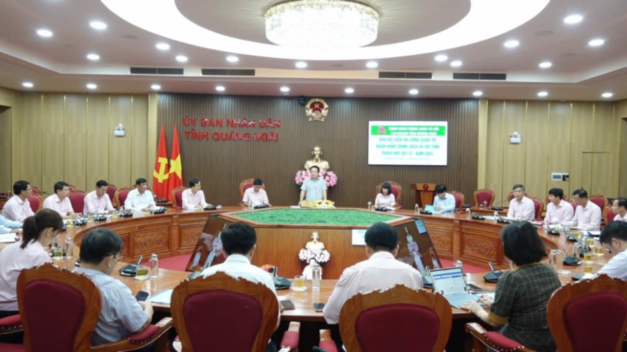 Những cán bộ tín dụng chính sách vùng đất núi Ấn sông Trà 