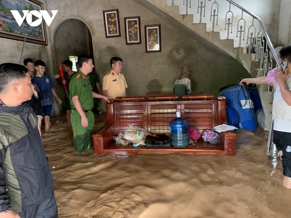 mua lu o son la lam 9 nguoi chet va mat tich, gan 400 nha dan bi anh huong hinh anh 2