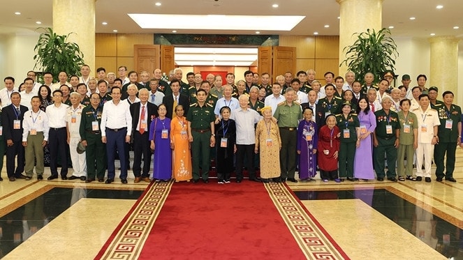 Tấm gương mẫu mực về học tập, làm theo tư tưởng, đạo đức, phong cách Hồ Chí Minh