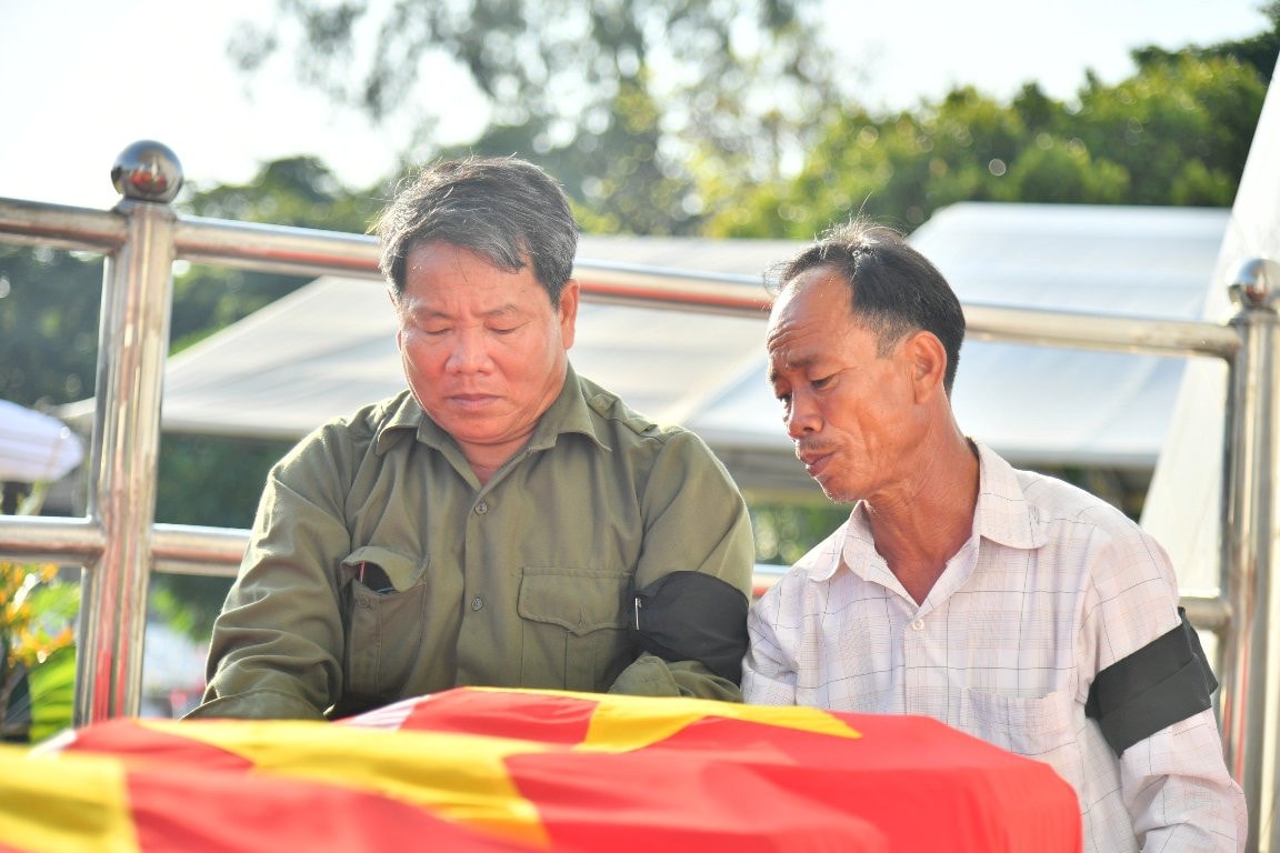 Kiên Giang: Truy điệu, an táng 28 hài cốt liệt sĩ