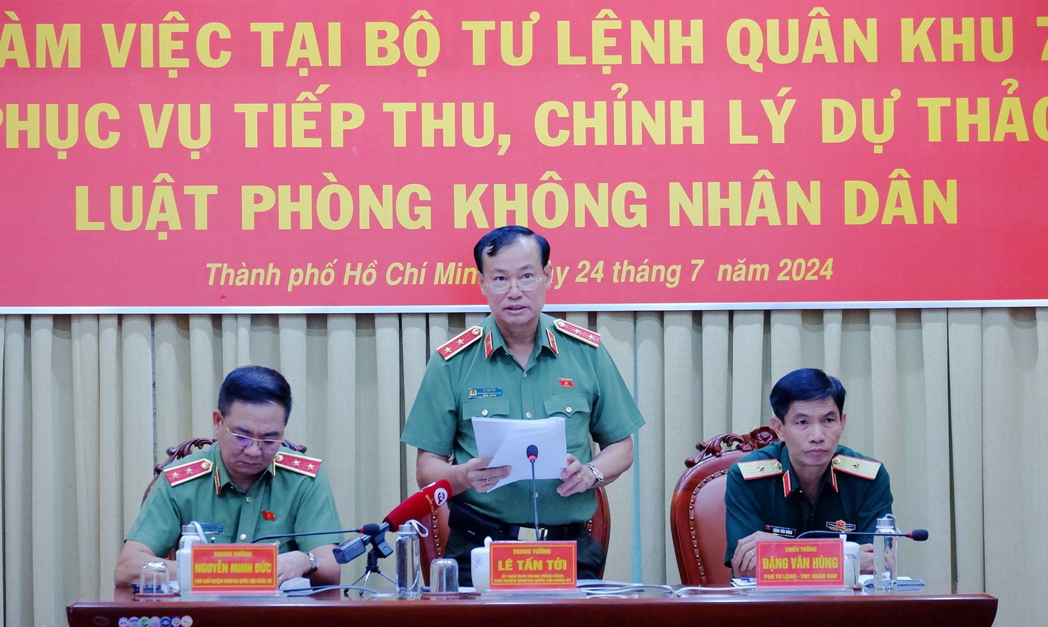 Đoàn khảo sát của Ủy ban Quốc phòng và An ninh làm việc với Bộ Tư lệnh Quân khu 7 -0
