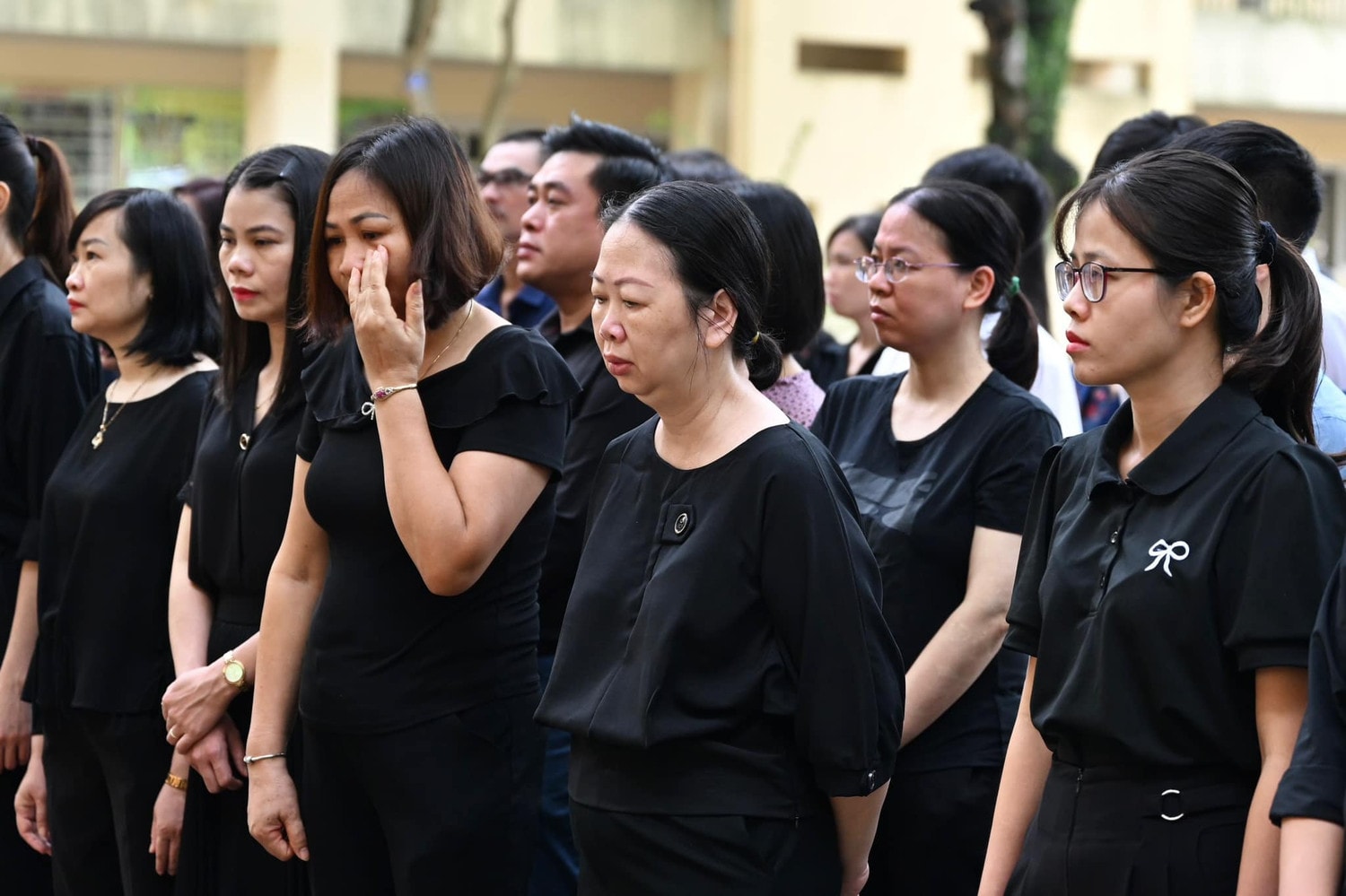 Thầy trò Trường THPT Nguyễn Gia Thiều tưởng niệm Tổng Bí thư Nguyễn Phú Trọng -0