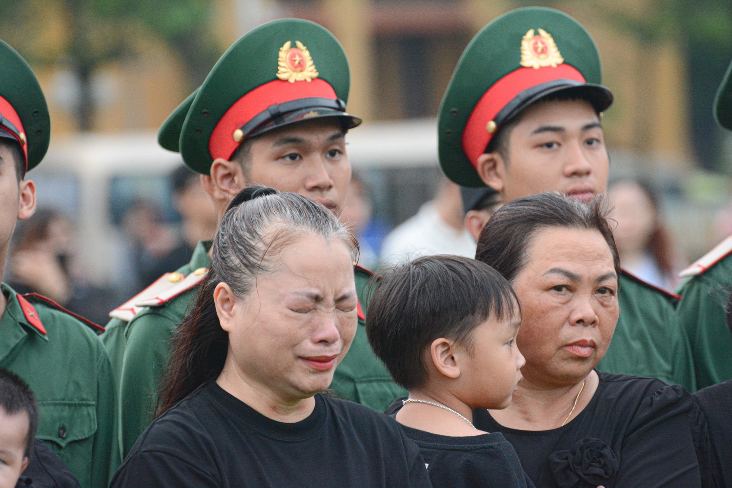 Trang nghiêm Lễ thượng cờ rủ Quốc tang Tổng Bí thư Nguyễn Phú Trọng -1