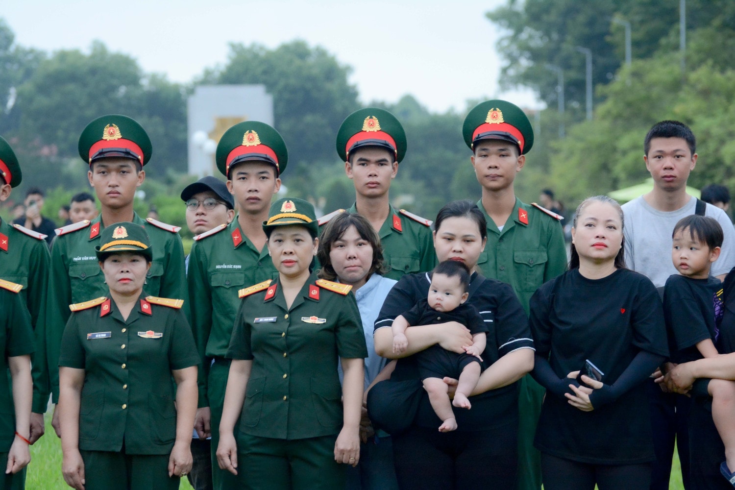 Trang nghiêm Lễ thượng cờ rủ Quốc tang Tổng Bí thư Nguyễn Phú Trọng -0