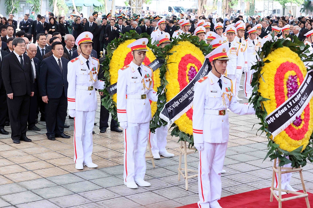Lãnh đạo Đảng, Nhà nước, Mặt trận Tổ quốc Việt Nam viếng Tổng Bí thư Nguyễn Phú Trọng -0
