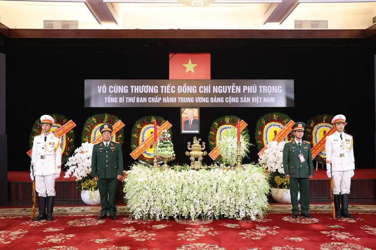 Lãnh đạo Đảng, Nhà nước, Mặt trận Tổ quốc Việt Nam viếng Tổng Bí thư Nguyễn Phú Trọng -4