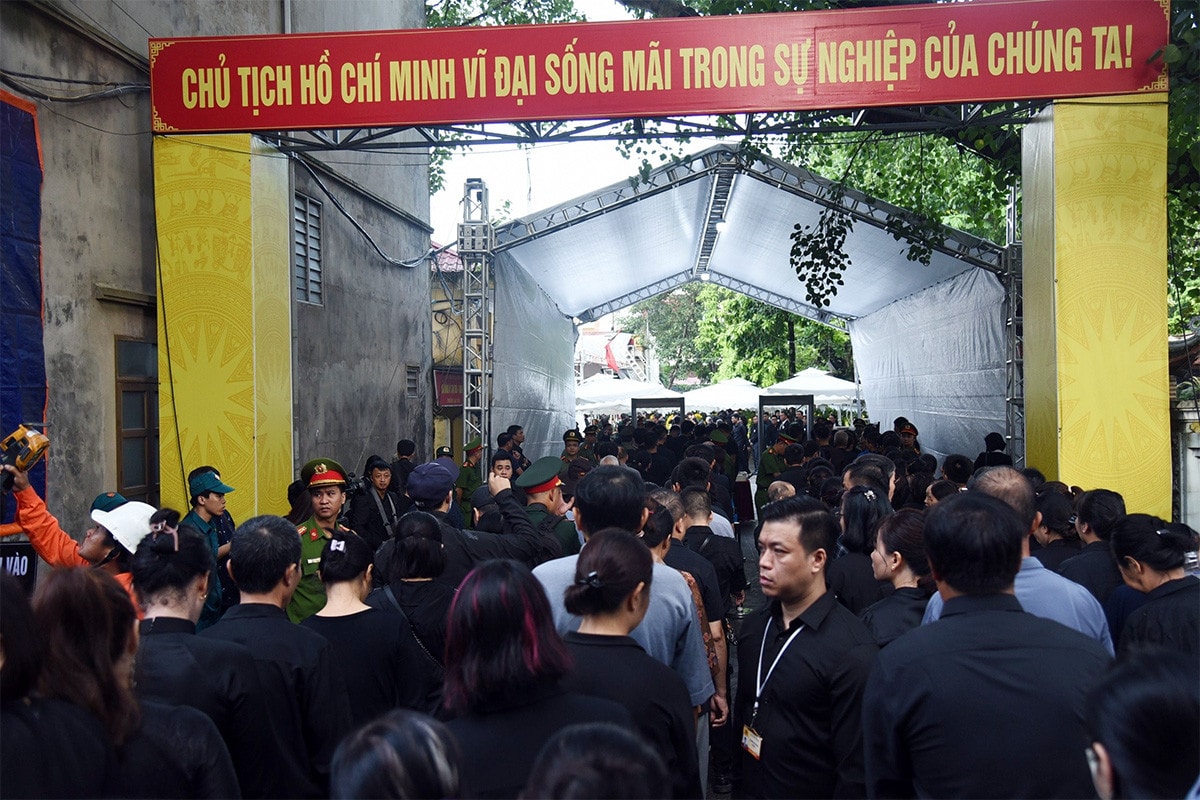 Sau 18h chiều nay, 25.7, Ban Tổ chức sẽ sắp xếp để Nhân dân vào viếng Tổng Bí thư Nguyễn Phú Trọng -0