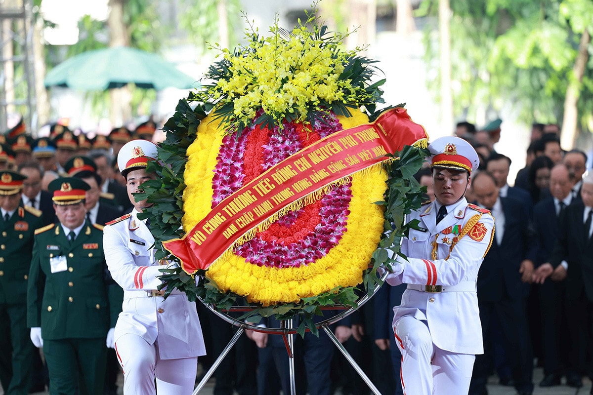 Lãnh đạo Đảng, Nhà nước, Mặt trận Tổ quốc Việt Nam viếng Tổng Bí thư Nguyễn Phú Trọng -0