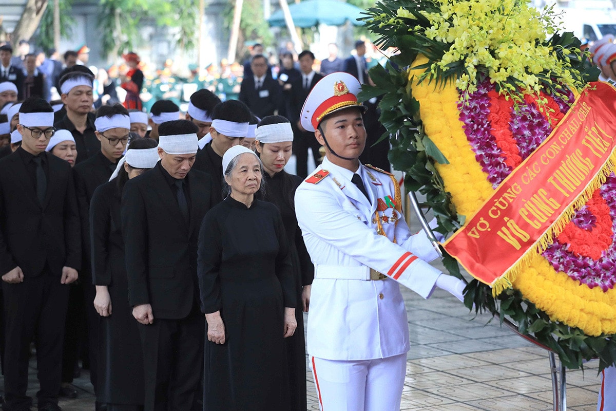 Lãnh đạo Đảng, Nhà nước, Mặt trận Tổ quốc Việt Nam viếng Tổng Bí thư Nguyễn Phú Trọng -0