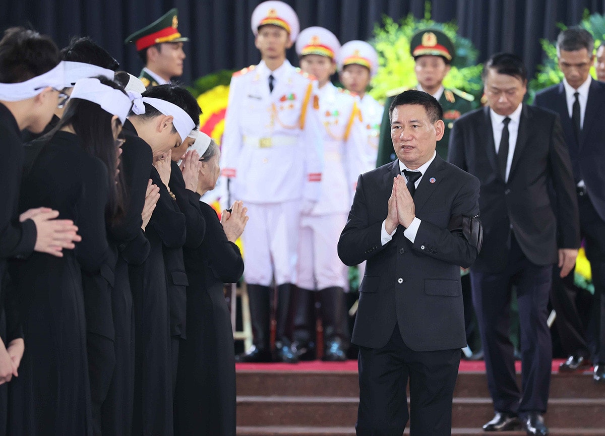 Lãnh đạo các bộ, ngành, cơ quan, đoàn thể Trung ương và các địa phương viếng Tổng Bí thư Nguyễn Phú Trọng -0
