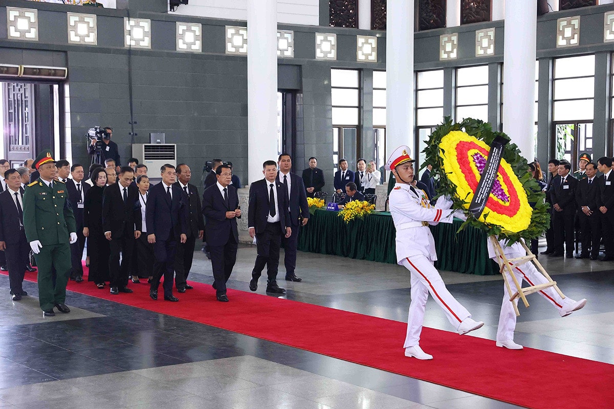 Lãnh đạo nhiều nước, các Đại sứ, tổ chức quốc tế viếng Tổng Bí thư Nguyễn Phú Trọng -0