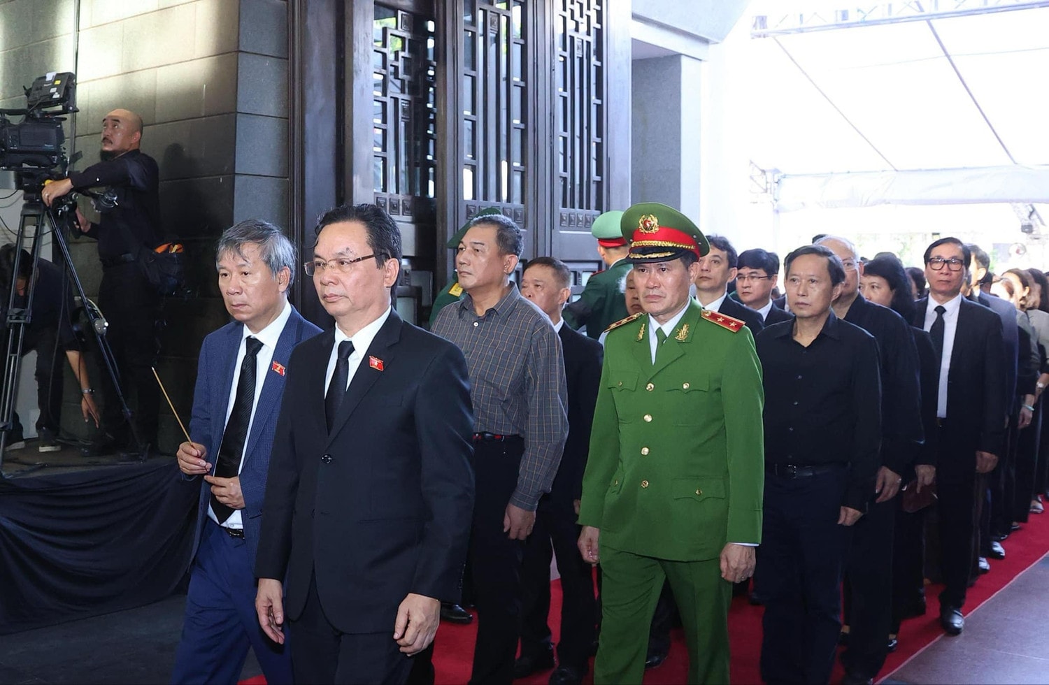 ĐBQH và đại biểu HĐND thành phố Hà Nội các khóa viếng Tổng Bí thư Nguyễn Phú Trọng -0