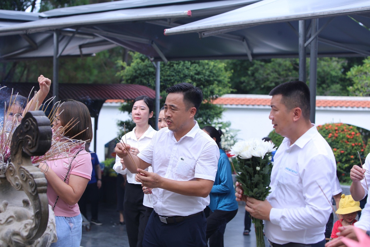 Về Ngã ba Đồng Lộc tri ân các anh hùng liệt sĩ -0