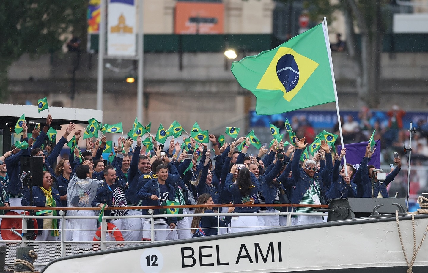 Những hình ảnh ấn tượng trong Lễ khai mạc Olympic Paris 2024 -1