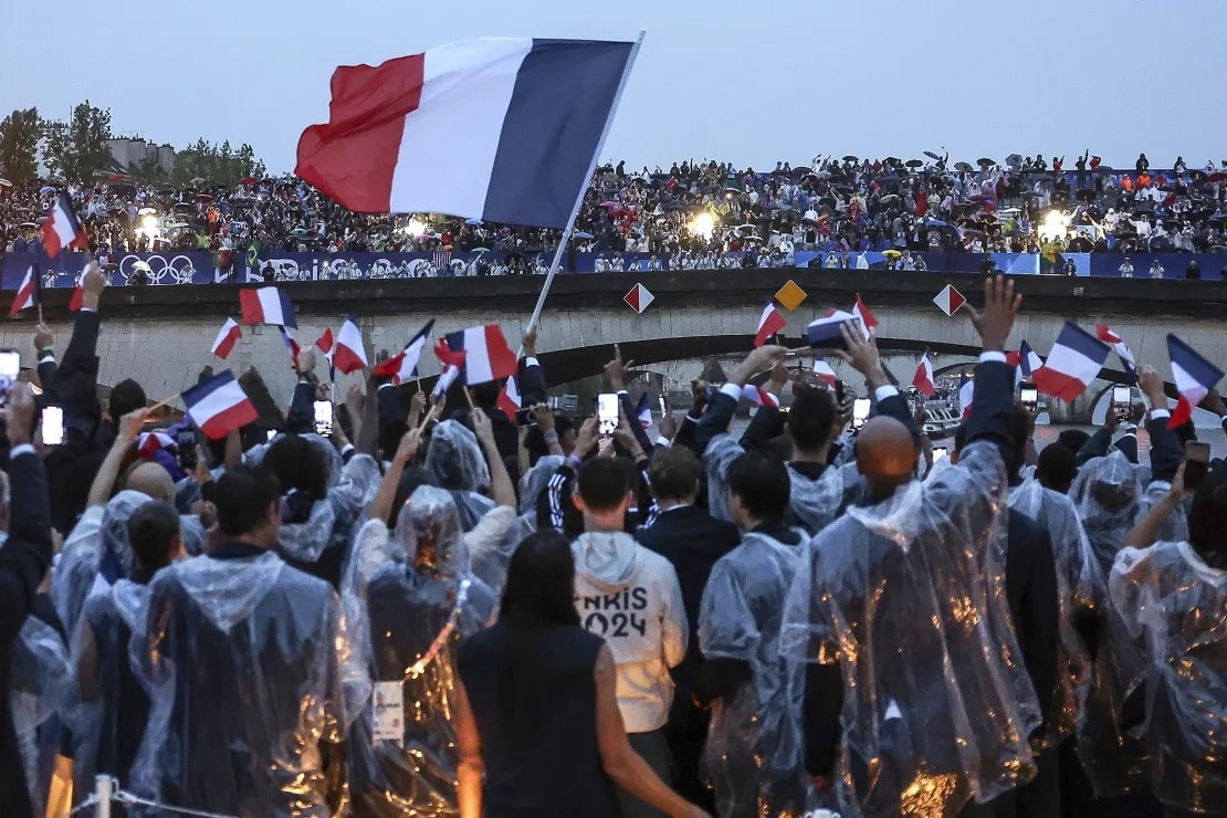 Sững sờ và kinh ngạc với Lễ khai mạc Olympic Paris 2024 -0