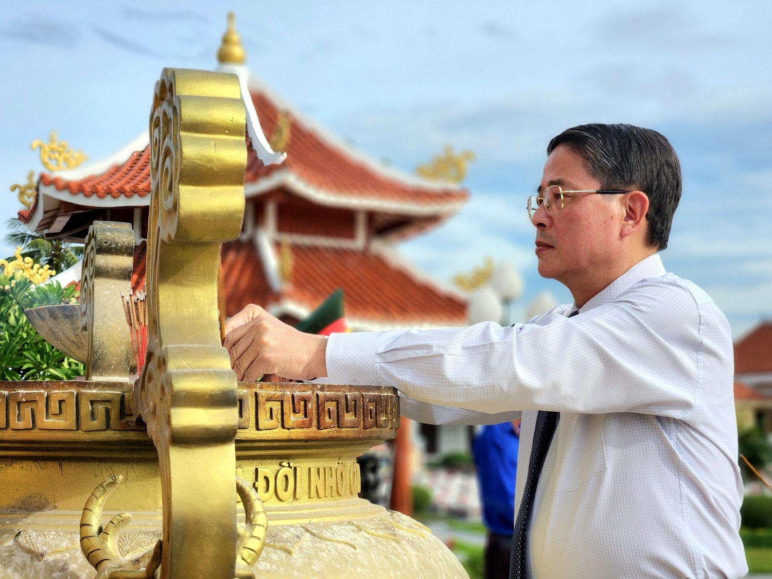 Phó Chủ tịch Quốc hội Nguyễn Đức Hải tri ân các anh hùng liệt sĩ, thăm nhà lưu niệm mẹ VNAH Nguyễn Thị Thứ -0