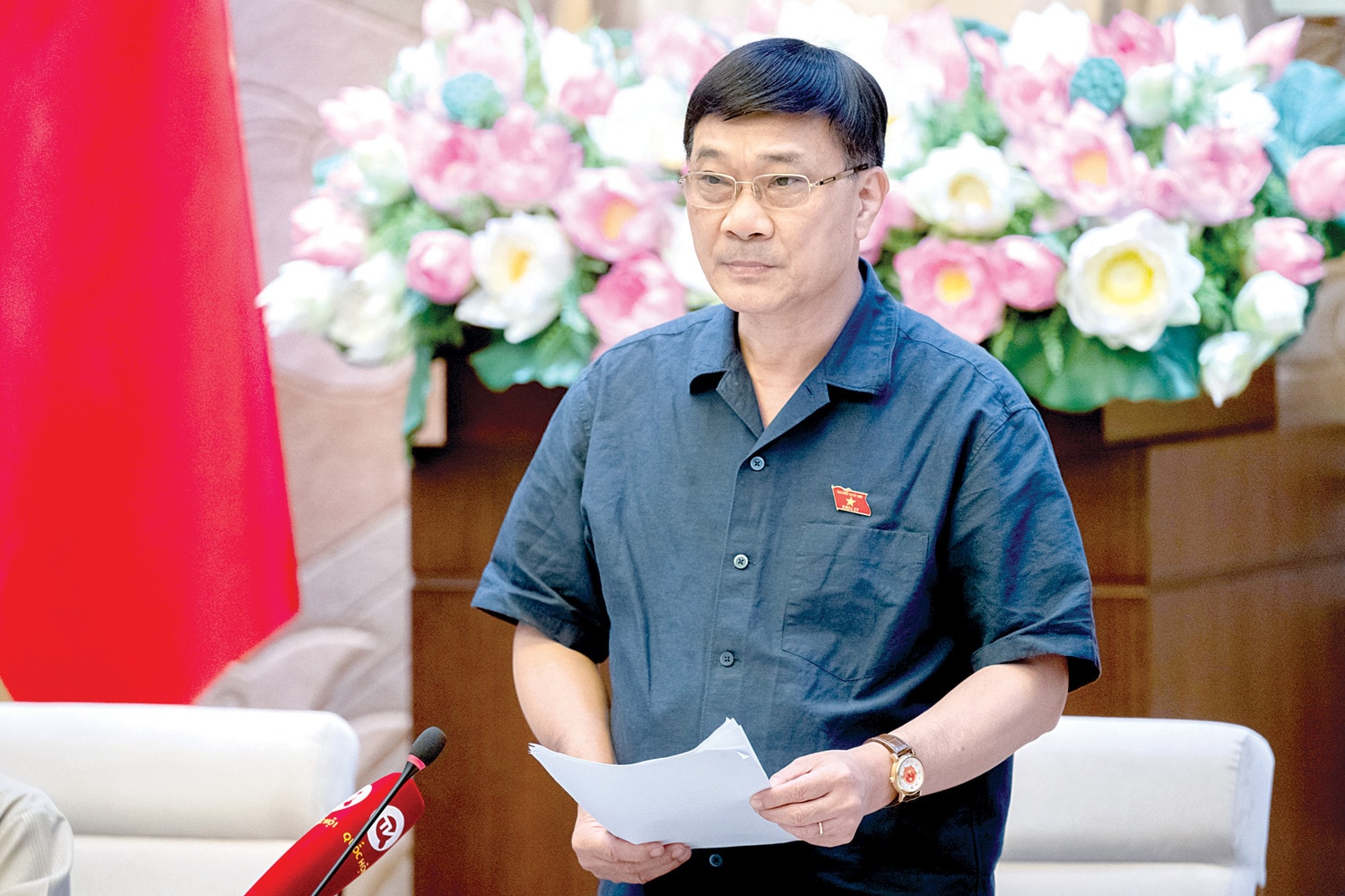Chủ nhiệm Ủy ban Kinh tế Vũ Hồng Thanh - Phó Trưởng đoàn Thường trực Đoàn giám sát phát biểu