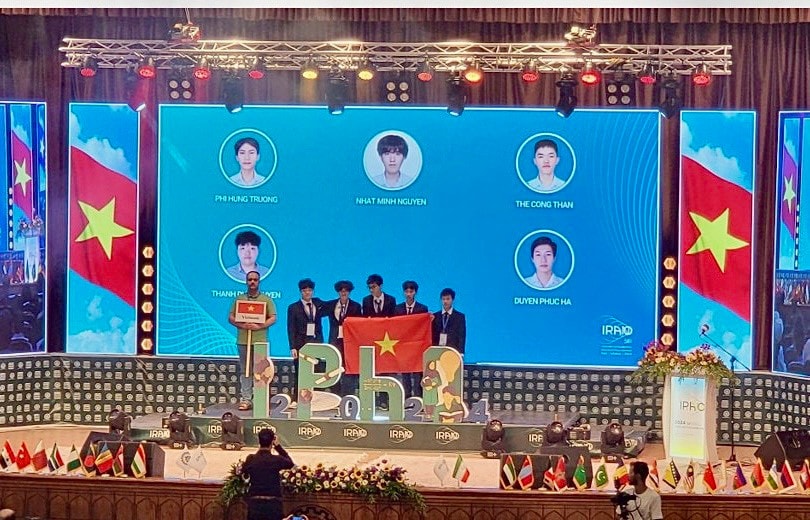 Đội tuyển Việt Nam xuất sắc dành 2 Huy chương Vàng tại Olympic Vật lý quốc tế -0