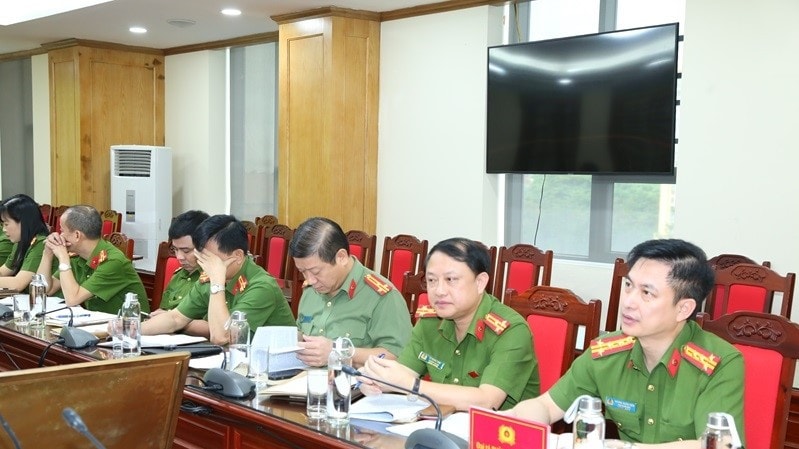 Các đại biểu Công an tỉnh Thanh Hóa tham dự buổi giám sát