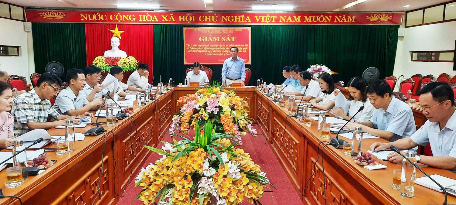 Nâng mức hỗ trợ hoạt động cho đội công tác xã hội tình nguyện -0