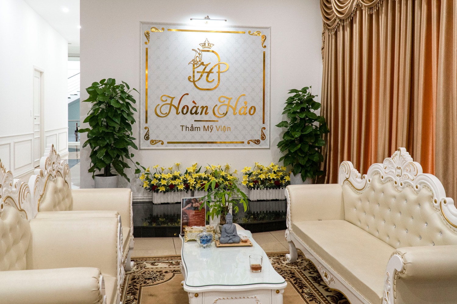 Thẩm mỹ viện Hoàn Hảo là một trong những địa chỉ đáng tin cậy để chị em phụ nữ làm đẹp Phòng khám Đa khoa Hoàn Hảo – Sức khỏe người dân là tiêu chí hàng đầu