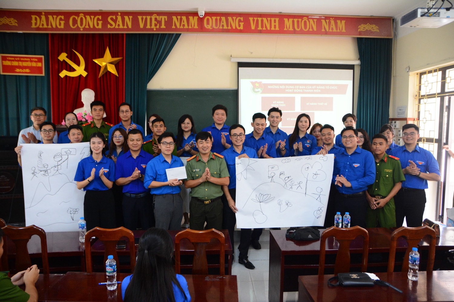 Đoàn Thanh niên Văn phòng Quốc hội tập huấn chuyên đề tại tỉnh Hưng Yên -0