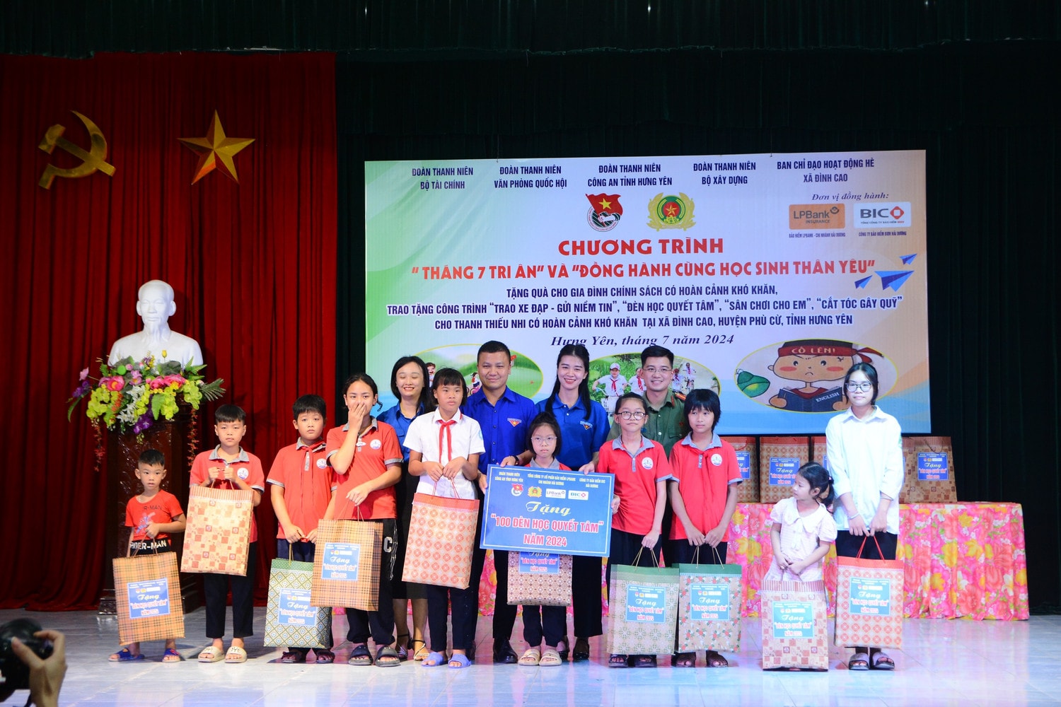 z5679809981973_cdc5261916b813e9241cb42be42a8a4f.jpg -2
