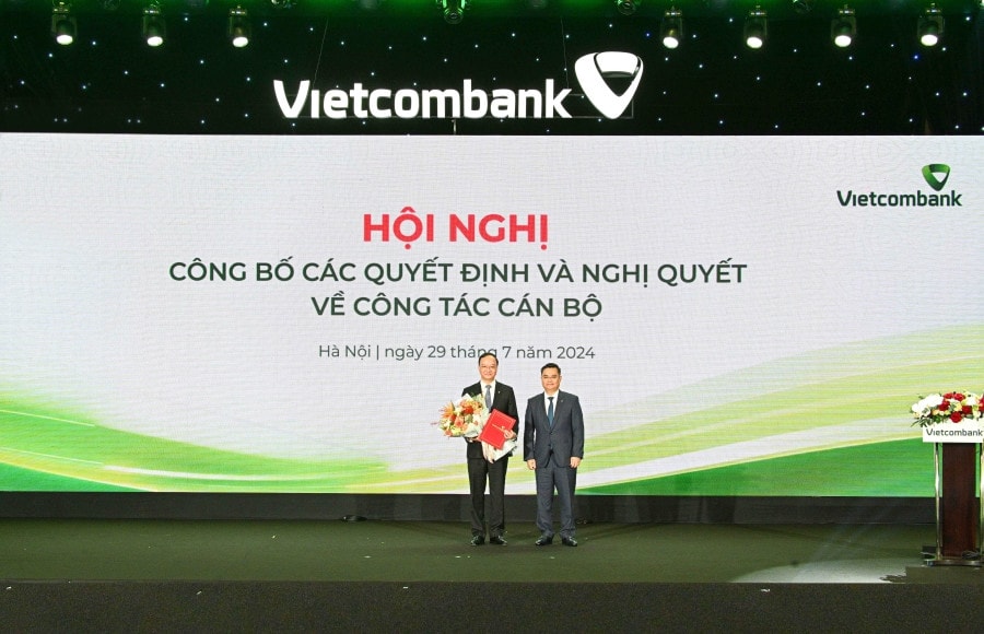 Vietcombank tổ chức Hội nghị công bố các Quyết định về nhân sự cấp cao -0
