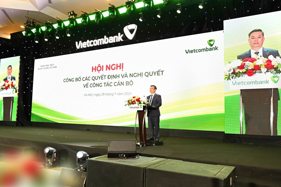 Vietcombank tổ chức Hội nghị công bố các Quyết định về nhân sự cấp cao -0
