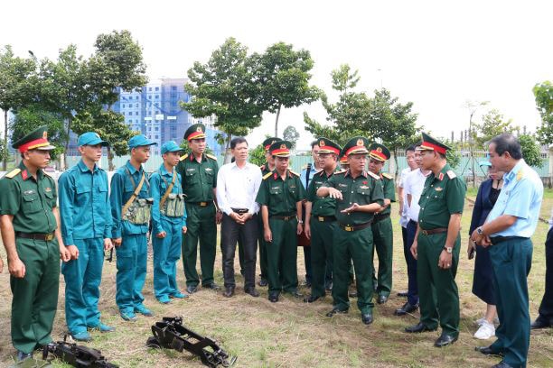 Quang cảnh cuộc khảo sát Đoàn khảo sát Ủy ban Quốc phòng và An ninh của Quốc hội làm việc tại An Giang