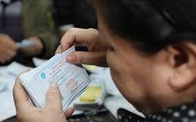 Mức đóng BHYT hộ cận nghèo sau khi tăng lương cơ sở là bao nhiêu? -0