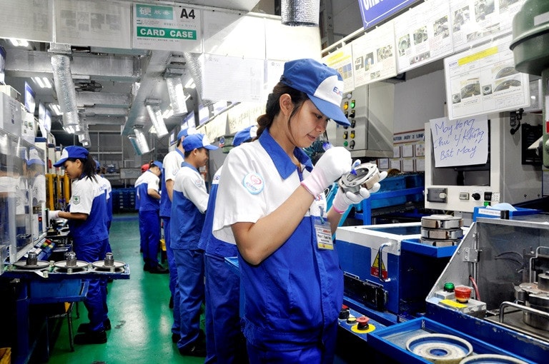 Công ty có phải báo trước khi chuyển người lao động làm công việc khác? -0