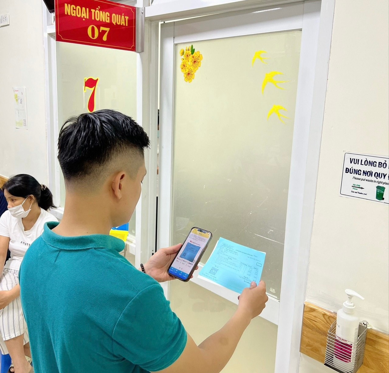 Nam A Bank “phủ sóng” thanh toán không tiền mặt tại bệnh viện -0