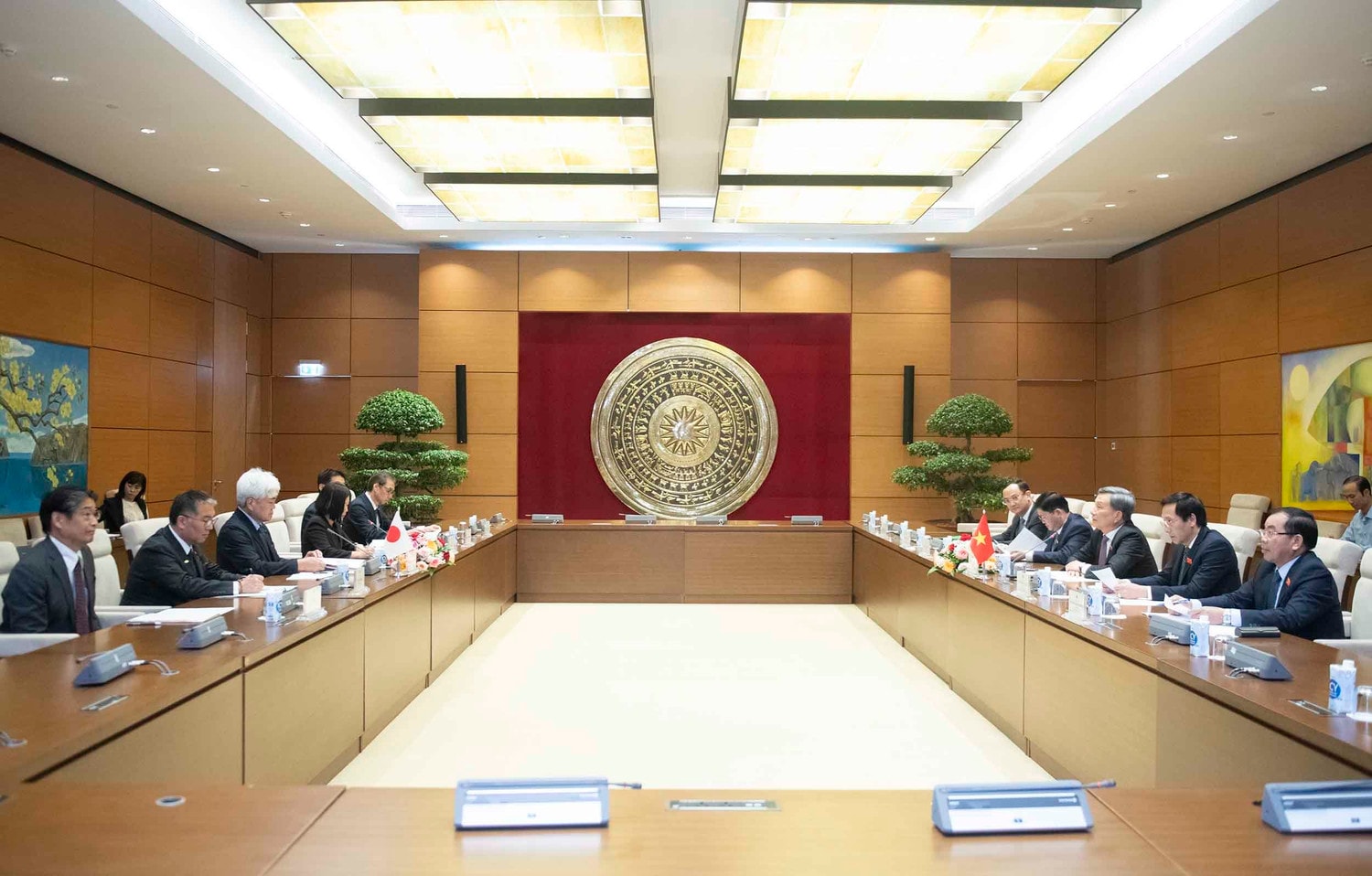 Quang cảnh buổi tiếp