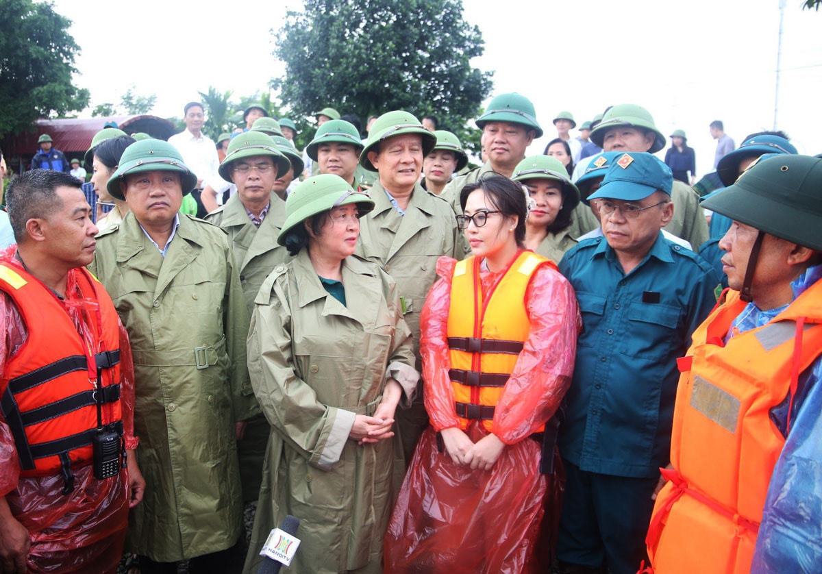 Không bị động trước các tình huống, đặt tính mạng của người dân lên hàng đầu -0