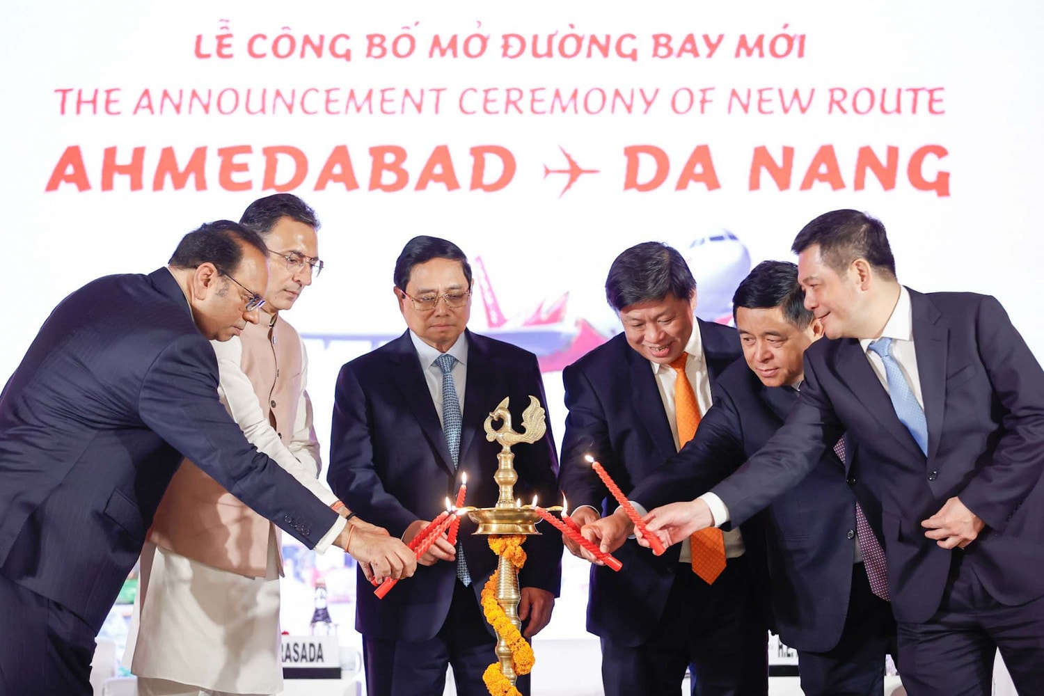 Vietjet chào đón hành khách thứ 200 triệu, công bố đường bay Ahmedabad (Ấn Độ) – Đà Nẵng, tặng 2 triệu vé giá siêu ưu đãi -0