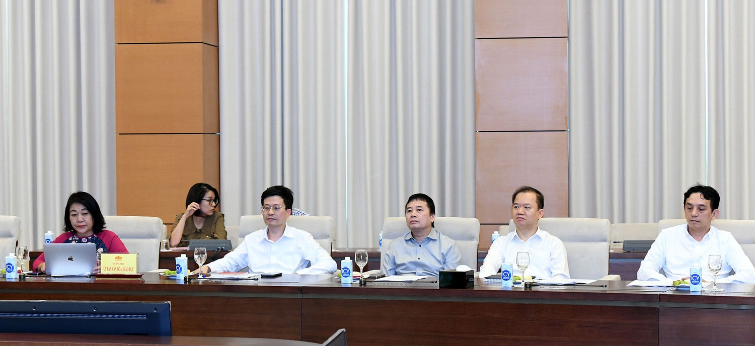 Chủ tịch Quốc hội Trần Thanh Mẫn làm việc với Ủy ban Văn hóa, Giáo dục, Ủy ban Xã hội và Ban Công tác đại biểu -0