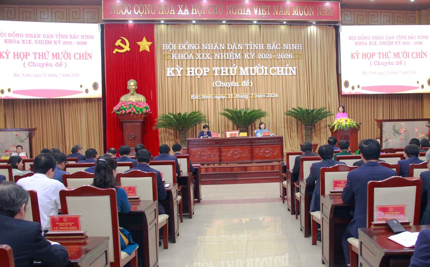 Toàn cảnh kỳ họp. Ảnh: Khánh Duy Bắc Ninh bầu bổ sung chức danh Chủ tịch HĐND và Chủ tịch UBND tỉnh nhiệm kỳ 2021-2026 -0