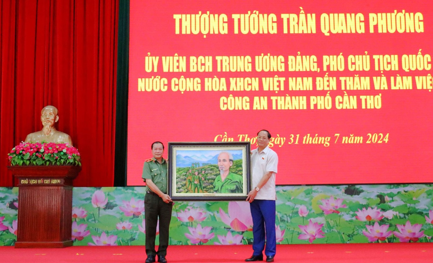 Phó Chủ tịch Quốc hội, Thượng tướng Trần Quang Phương làm việc với Công an TP. Cần Thơ -0