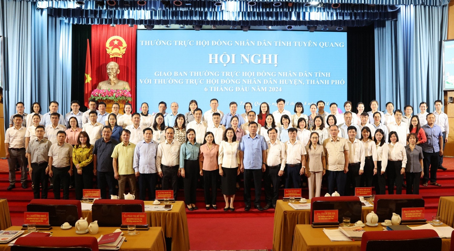 Tiếp tục đổi mới hoạt động theo đúng phương châm 