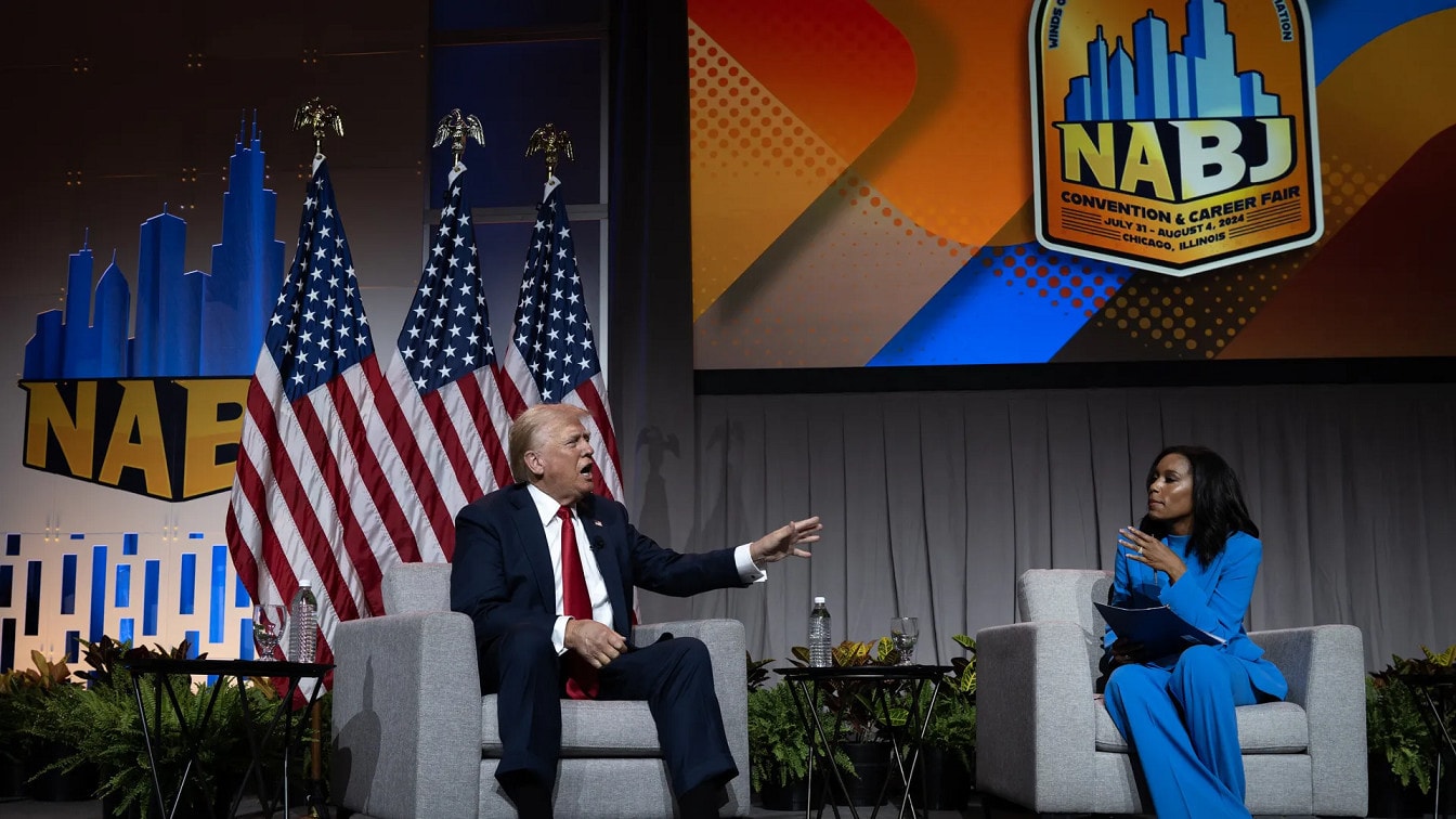 Bầu cử tổng thống Mỹ: Ông Trump bị phản ứng vì công kích vấn đề chủng tộc của bà Harris -0